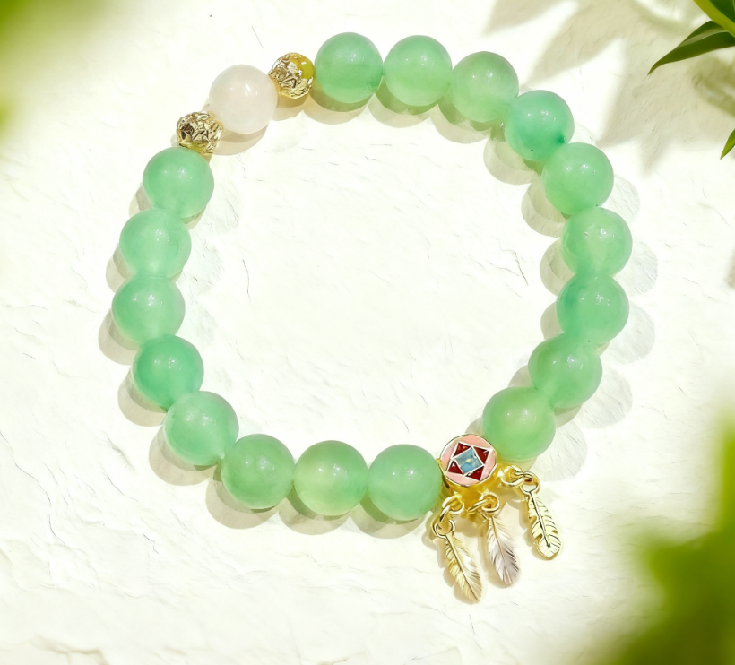 D52 Bead Bracelet: Lifelong Companion, Winged Guardian