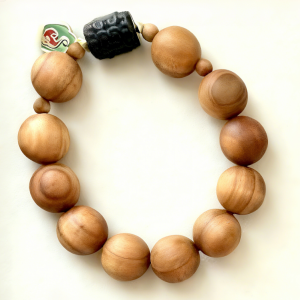 D142 Silver Obsidian Bead with Auspicious Cloud Pendant