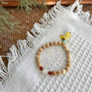 Accessories: Random Style D18