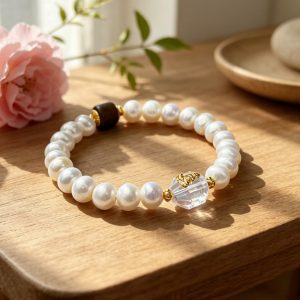 D259 Moonlight Sandalwood Bracelet